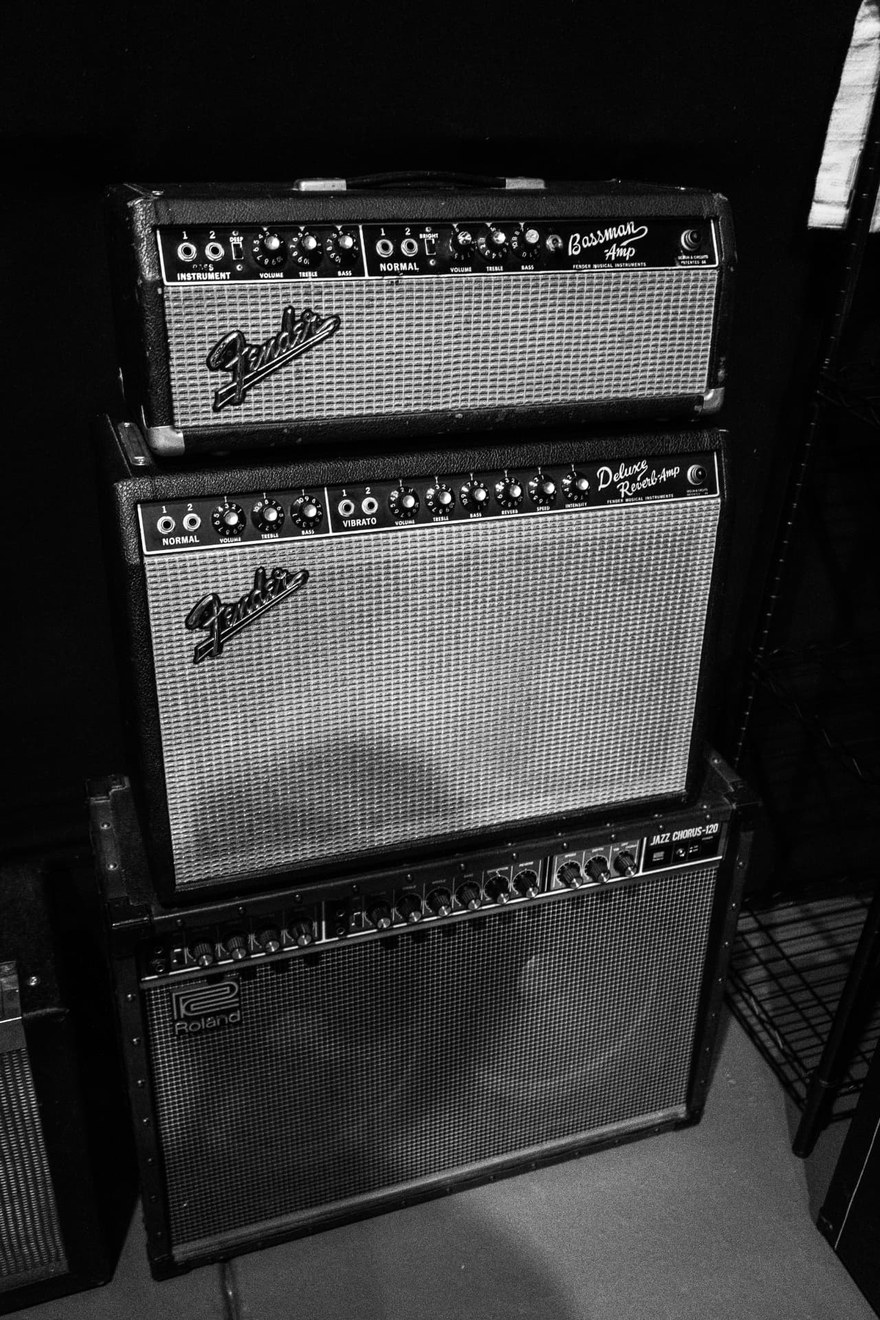 Fender Bassman, Deluxe Reverb and Roland Jazz Chorus amplifiers